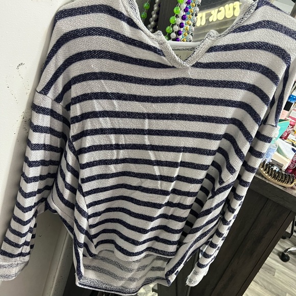 Vintage Havana Sweaters - Vintage Havana kinda off shoulder sweater size medium